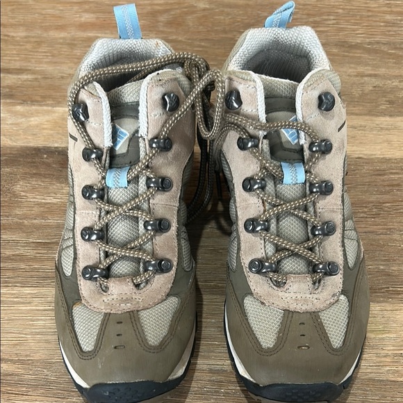 Columbia Rincon Mid Hiking Boot, Size 7 - Picture 5 of 10